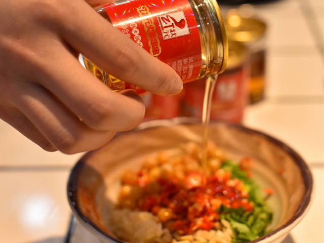 滋味油碟